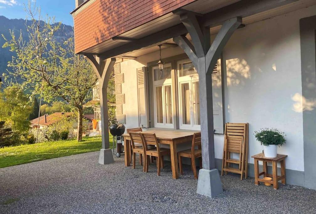 Chalet Mignon - Your Vacation Oasis At Lake Brienz Bönigen Eksteriør billede